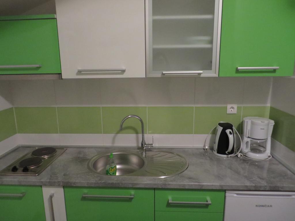 Apartments Petar Хвар Стая снимка