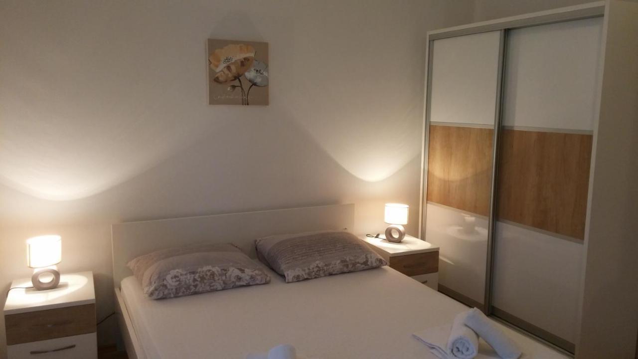 Apartments Petar Хвар Екстериор снимка