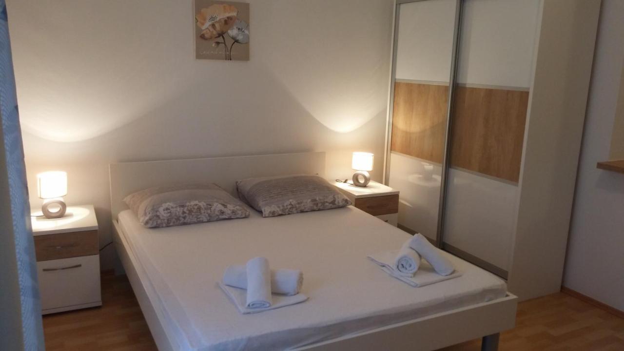 Apartments Petar Хвар Екстериор снимка